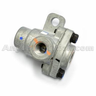 Bendix 278615N DC-4 Double Check Valve, Three 1/4" NPT Ports