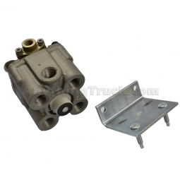 Bendix 800477 R-12DC Relay Valve with 1/2" NPT Vertical Delivery Ports, 4 PSI Crack Pressure