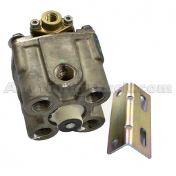Bendix 800479 R-12DC Relay Valve, 4 PSI Crack Pressure, Vertical Delivery Ports