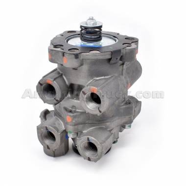 Bendix 800629 E‑8P Foot Valve, 3/8" NPT Supply Ports, 3/8" NPT Aux Supply, 3/8" NPT Delivery