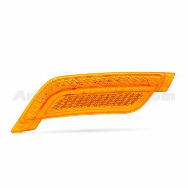 United Pacific 36396 Peterbilt 579 587 12-LED Fender Turn Signal Lamp, RH, Amber Lens, 12V