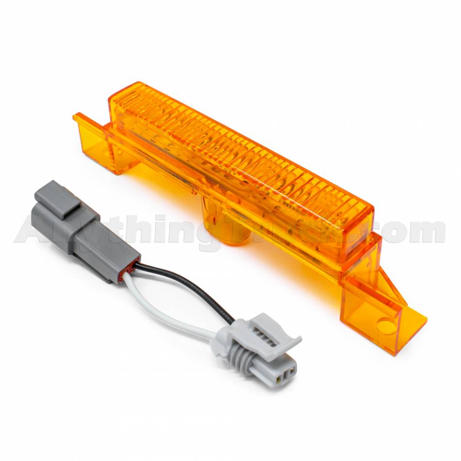 564.96022K Volvo Sunvisor Amber LED Marker Light with DT04-2P