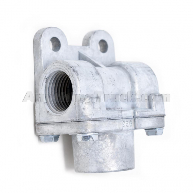 572.1035 Fuel Return Flow Splitter Tee, High Flow, 1/2" NPT Ports, KW T660