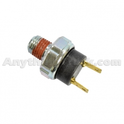 Newstar S-9093 2 Blade Stop Light Switch, Actuates at 3-5 PSI, Replaces International 598-860-C